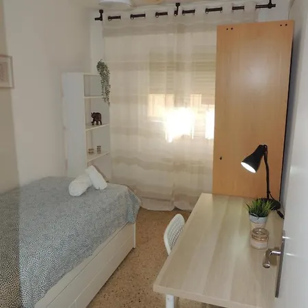 Apartment Bonito Apartamento En Centro